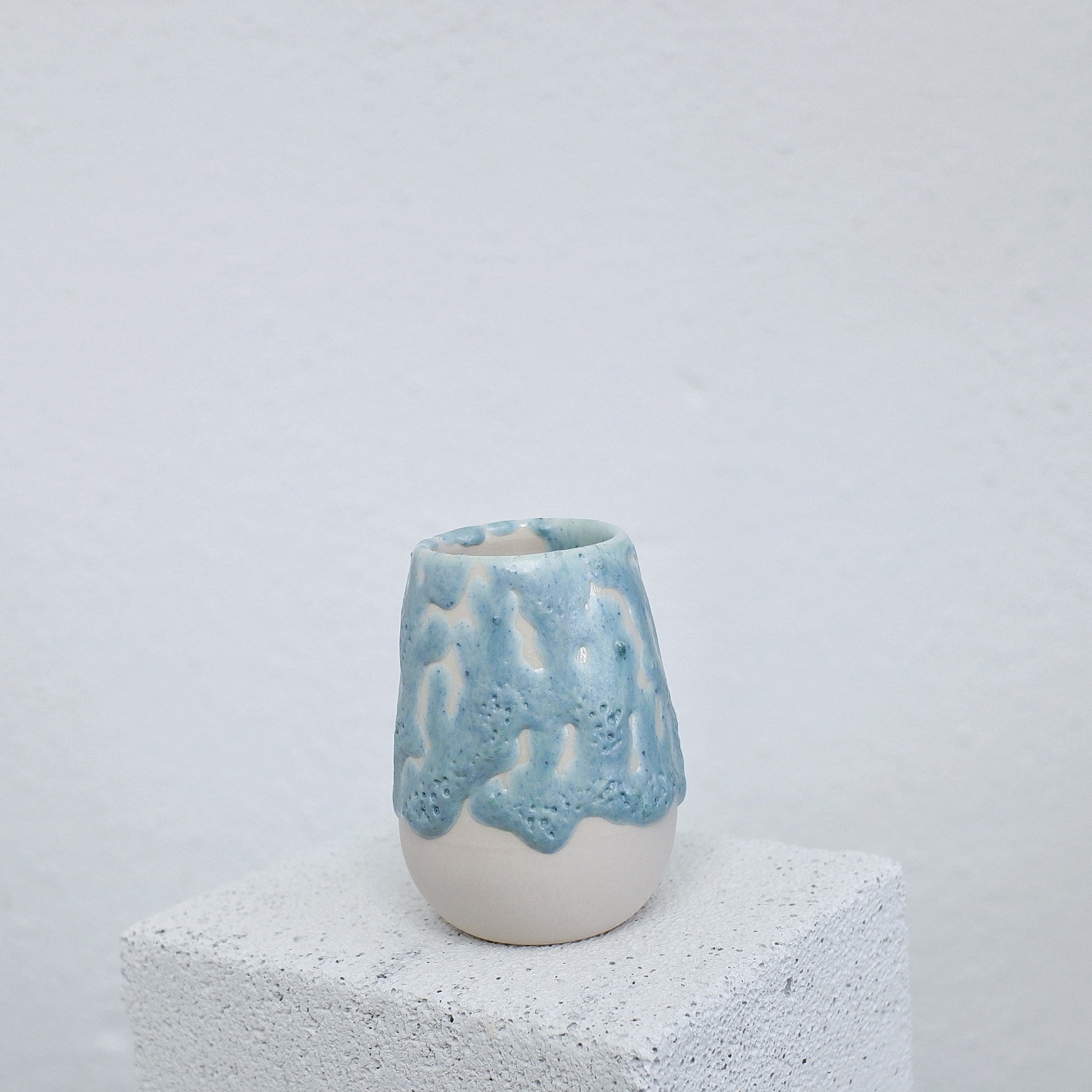 Blue Textured Ceramic Porcelain Mini Flower Vase